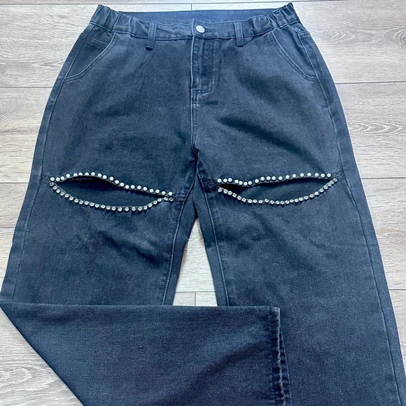 Wide Leg Embellished Cut Out Jeans - Picture 4 of 11